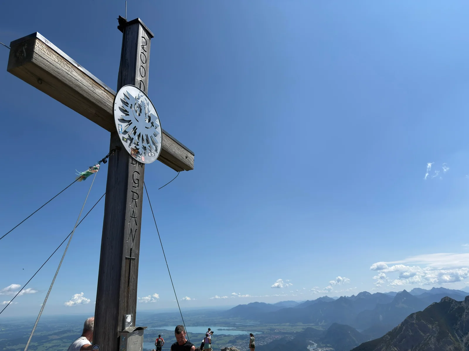 Cruz de la cumbre en Aggenstein